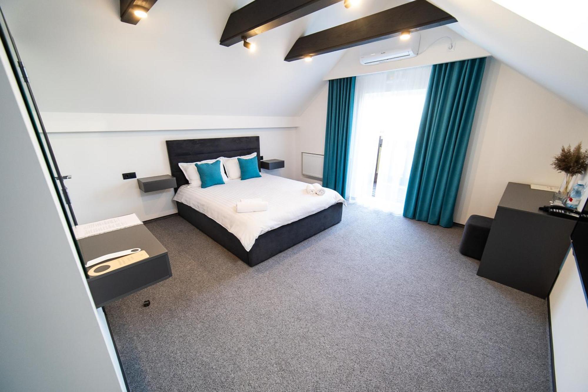 Royal Wood Hotel Rokytne  Bagian luar foto