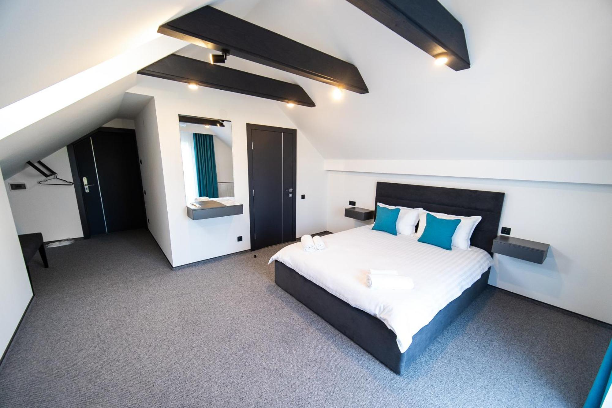 Royal Wood Hotel Rokytne  Bagian luar foto